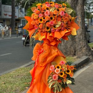 Kệ hoa tone cam - Hồng cam spirit, hướng dương, hồng môn, cỏ lan chi mau 53
